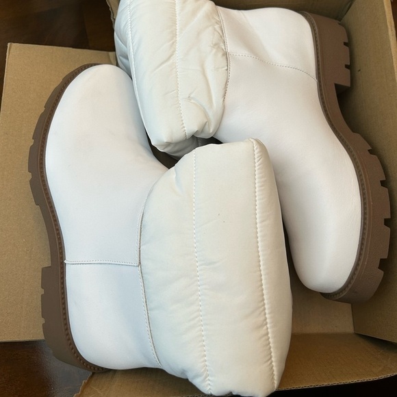 JOURNEE collection Nadine boots in white - Picture 14 of 16